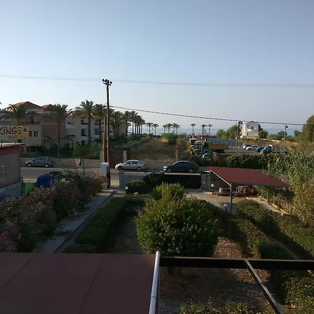 House Near The Sea *